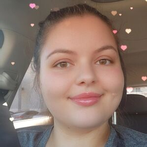 Meet your Posher, Sydnee